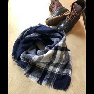 Lulu’s | Blanket Scarf
